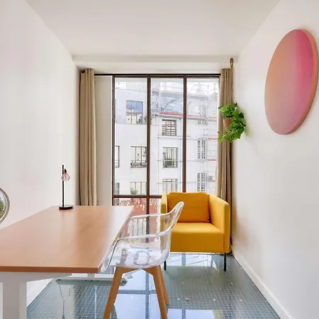 Amazing Loft Between Le Marais And Bastille Apartment